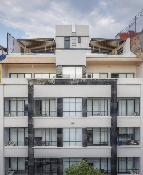 Apartment P602 Amazing Rooftop Views 3bdrom 2bath Fits 10 *