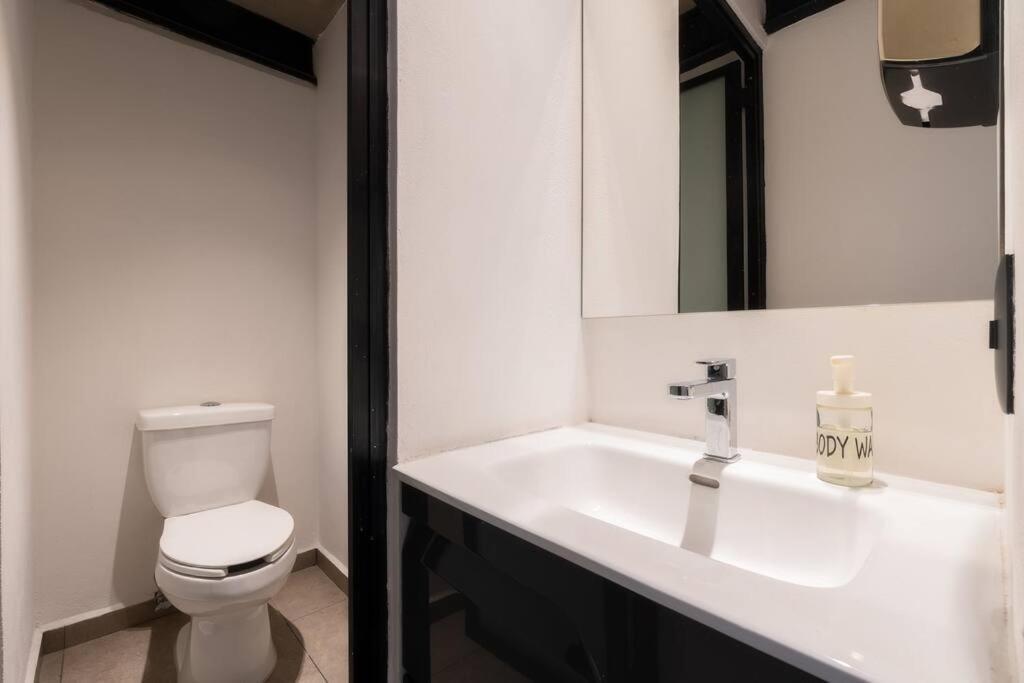 P602 Amazing Rooftop Views 3bdrom 2bath Fits 10 *